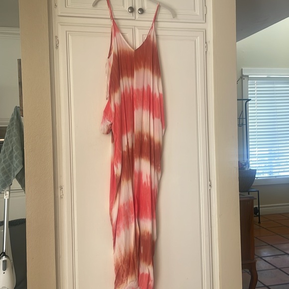 Lovestitch tie dyed  v neck adjustable strap never worn - Picture 2 of 5